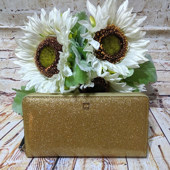 π Kate Spade Mavis St Gold Glitter Neda Wallet - Picture 2 of 7